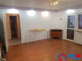 apartament-2-camere-semidecomandat-zona-ciresica-2