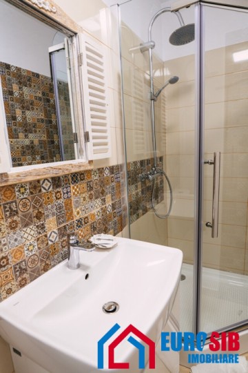 garsoniera-de-lux-25-mp-de-inchiriat-in-sibiu-ultracentral-5