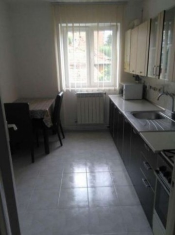 apartament-cu-2-camere-decomnadat-cetate-etaj-01