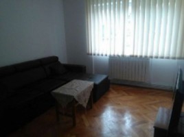 apartament-cu-2-camere-decomnadat-cetate-etaj-01-2