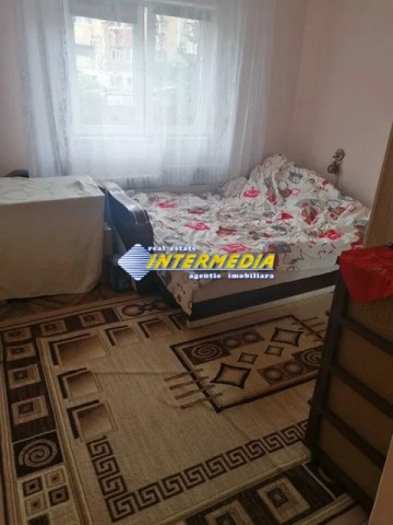 apartament-2-camere-decomandat-finisat-si-mobilat-de-vanzare-cetate-3