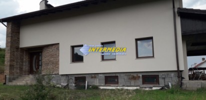 casa-noua-superba-in-zona-cetate-5