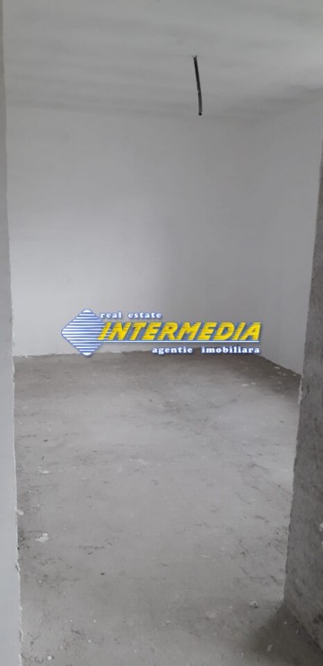 casa-noua-superba-in-zona-cetate-4