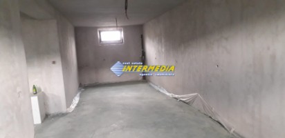 casa-noua-superba-in-zona-cetate-11