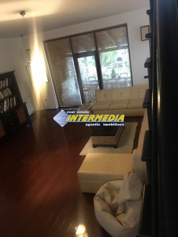 casa-dpe-de-inchiriat-in-alba-iulia-zona-cetate-350-mp-si-teren-600-mp-36