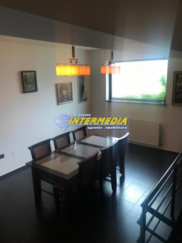 casa-dpe-de-inchiriat-in-alba-iulia-zona-cetate-350-mp-si-teren-600-mp-38