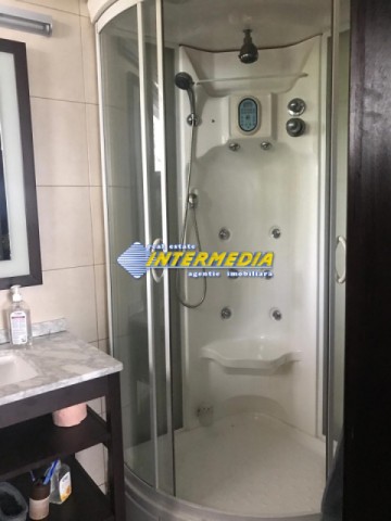 casa-dpe-de-inchiriat-in-alba-iulia-zona-cetate-350-mp-si-teren-600-mp-45