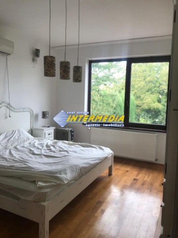 casa-dpe-de-inchiriat-in-alba-iulia-zona-cetate-350-mp-si-teren-600-mp-55