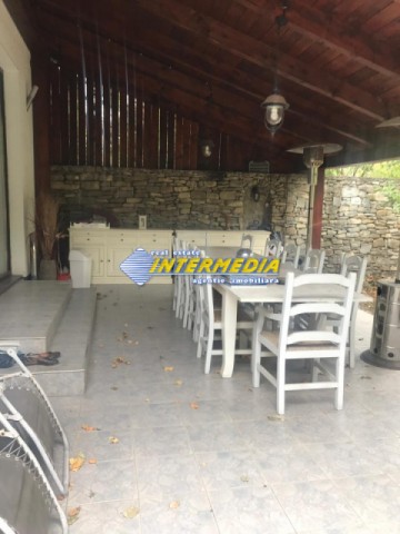 casa-dpe-de-inchiriat-in-alba-iulia-zona-cetate-350-mp-si-teren-600-mp-9