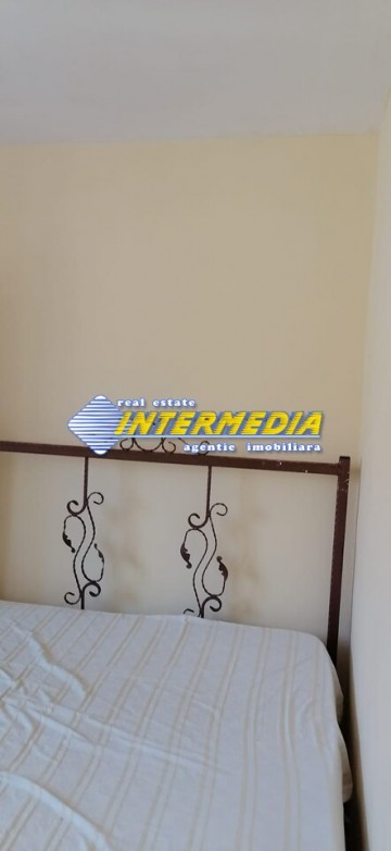 apartament-cu-2-camere-decomandat-si-finisat-de-vanzare-cetate-1