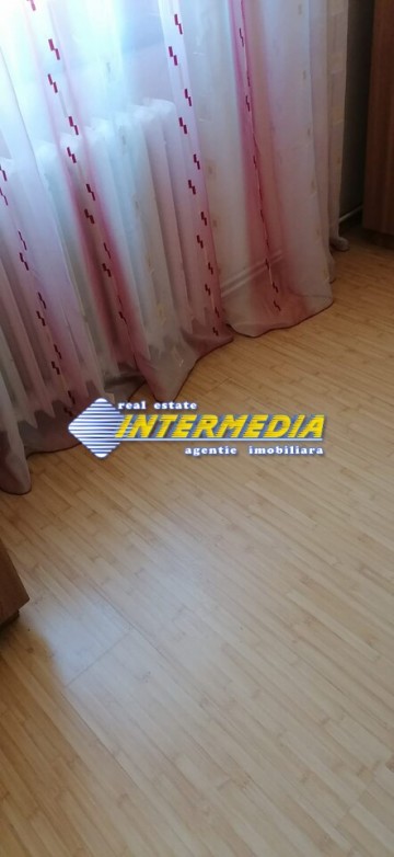 apartament-cu-2-camere-decomandat-si-finisat-de-vanzare-cetate-3
