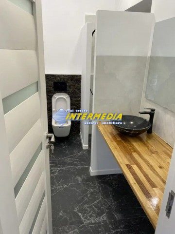 spatiu-de-inchiriat-in-centru-alba-iulia-in-suprafata-de-70-mp-5