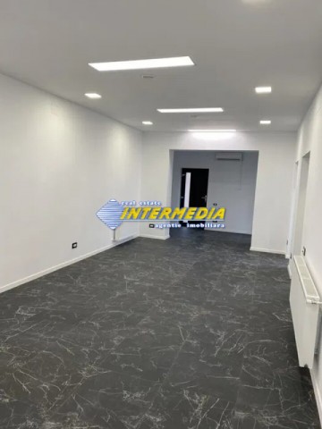 spatiu-de-inchiriat-in-centru-alba-iulia-in-suprafata-de-70-mp-6
