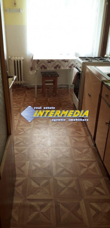 apartament-2-camere-de-inchiriat-cetate-10