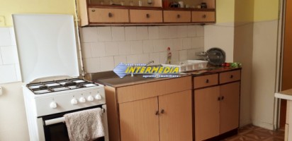 apartament-2-camere-de-inchiriat-cetate-12