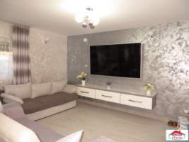 casa-buna-pentru-pensiune-sau-2-familii-id-22249-2