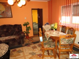 casa-buna-pentru-pensiune-sau-2-familii-id-22249-9