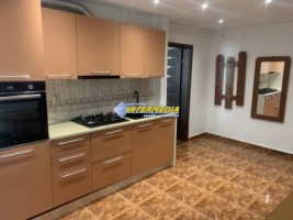 apartament-2-camere-de-inchiriat-in-centru-mobilat-utilat-renovat-8