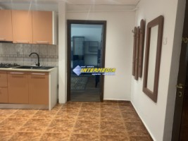 apartament-2-camere-de-inchiriat-in-centru-mobilat-utilat-renovat-10