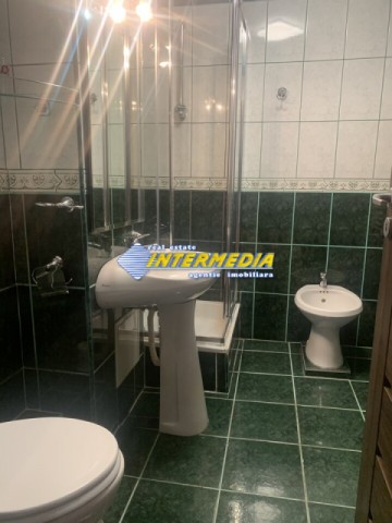 apartament-2-camere-de-inchiriat-in-centru-mobilat-utilat-renovat-11
