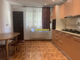 apartament-2-camere-de-inchiriat-in-centru-mobilat-utilat-renovat-16