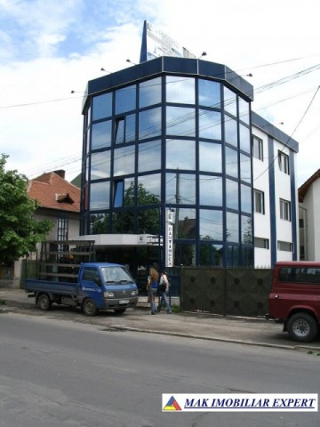 spatiu-comercial-pe1e2e3-140-mpnivel-de-inchiriat-in-campulung-muscel-arges-ideal-pentru-afaceri-1