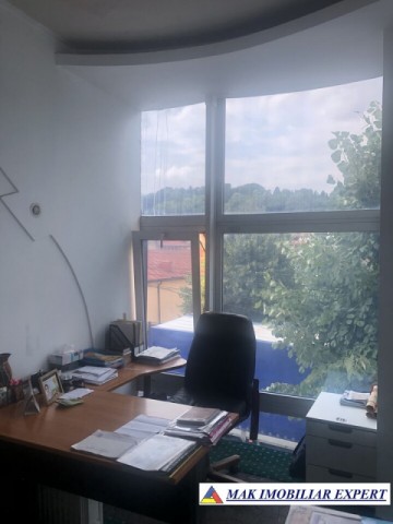 spatiu-comercial-pe1e2e3-140-mpnivel-de-inchiriat-in-campulung-muscel-arges-ideal-pentru-afaceri-10