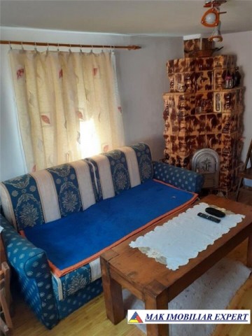 casa-2-camere-teren-463-mp-rucar
