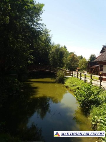 complex-4-corpuri-cladire-teren-5000-mp-berevoiesti-26