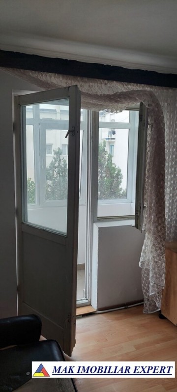 apartament-3-camere-cf-2-et-34-campulung-15