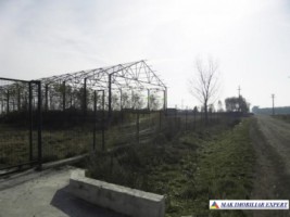 complex-cu-teren-2-ha-intravilan-ratesti-4