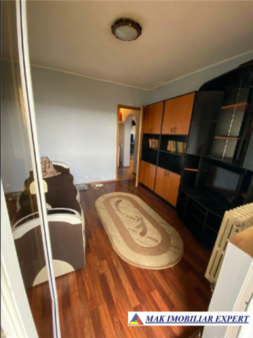 apartament-3-camere-cf-1-et-44-campulung