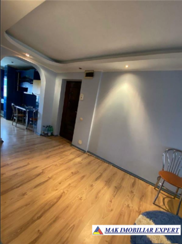 apartament-3-camere-cf-1-et-44-campulung-4