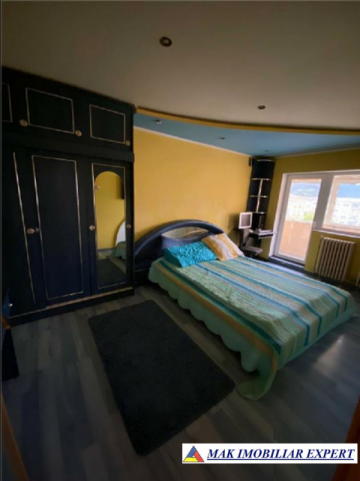 apartament-3-camere-cf-1-et-44-campulung-6