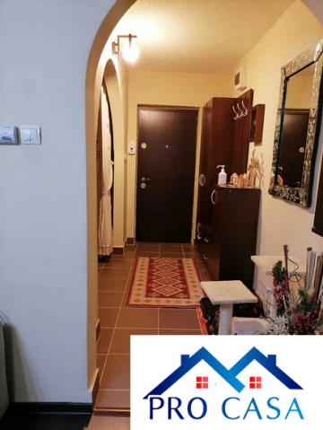 vanzare-apartament-2-camere-zona-cetate-4