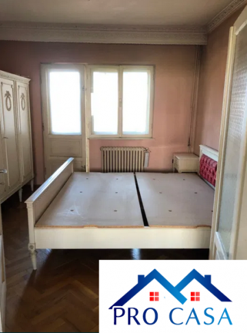 apartament-3-camere-et-3-semidecomandat-centru-2
