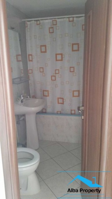 apartament-2-camere-finisat-zona-cetate-4