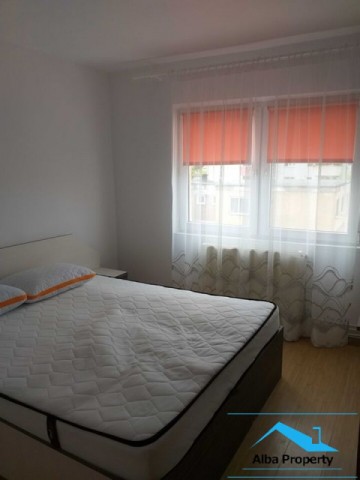 apartament-2-camere-mobilat-utilat-zona-cetate-4