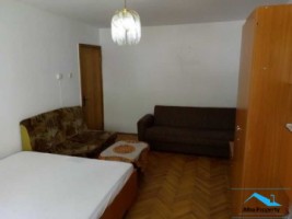 apartament-2-camere-mobilat-utilat-zona-cetate-2