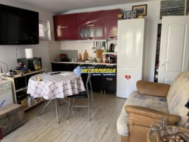 casa-de-vanzare-in-alba-iulia-zona-centru-ideala-pentru-doua-familii-finisata-complet-15