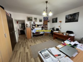 casa-de-vanzare-in-alba-iulia-zona-centru-ideala-pentru-doua-familii-finisata-complet-1