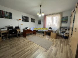 casa-de-vanzare-in-alba-iulia-zona-centru-ideala-pentru-doua-familii-finisata-complet-25