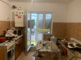 de-vanzare-apartament-2-camere-decomandat-zona-santimbru-1
