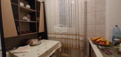 apartament-3-camere-zona-complex-bulevard-etaj-2-bloc-caramida-9
