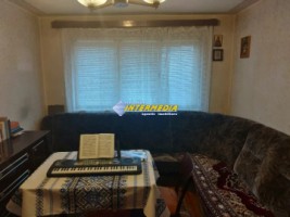 apartament-cu-2-camere-de-vanzare-in-cartie-cetate-zona-bulevard-alba-iulia-1