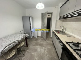 apartament-cu-2-camere-decomandat-renovat-de-inchiriat-in-cetate-zona-piata-4