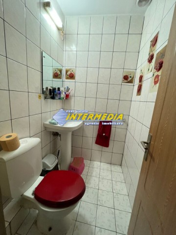 apartament-3-camere-finisat-si-mobilat-de-vanzare-cetate-etaj-1-6
