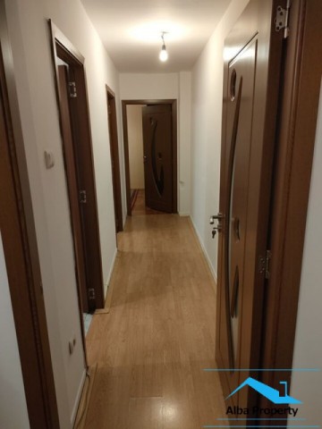 apartament-3-camere-mobilat-utilat-cetate-2