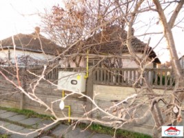 casa-veche-cu-teren-542-mp-id-22296