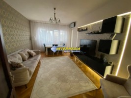 apartament-cu-3-camere-decomandate-2-bai-foste-proprietati-renovat-mobilat-de-vanzare-cetate-closca-0